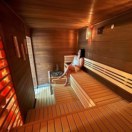 Hotel Jirinka Dolni Morava Bagian luar foto