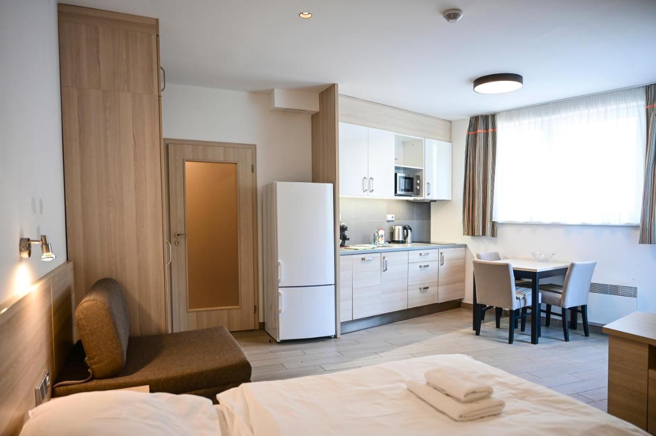 Hotel Jirinka Dolni Morava Bagian luar foto