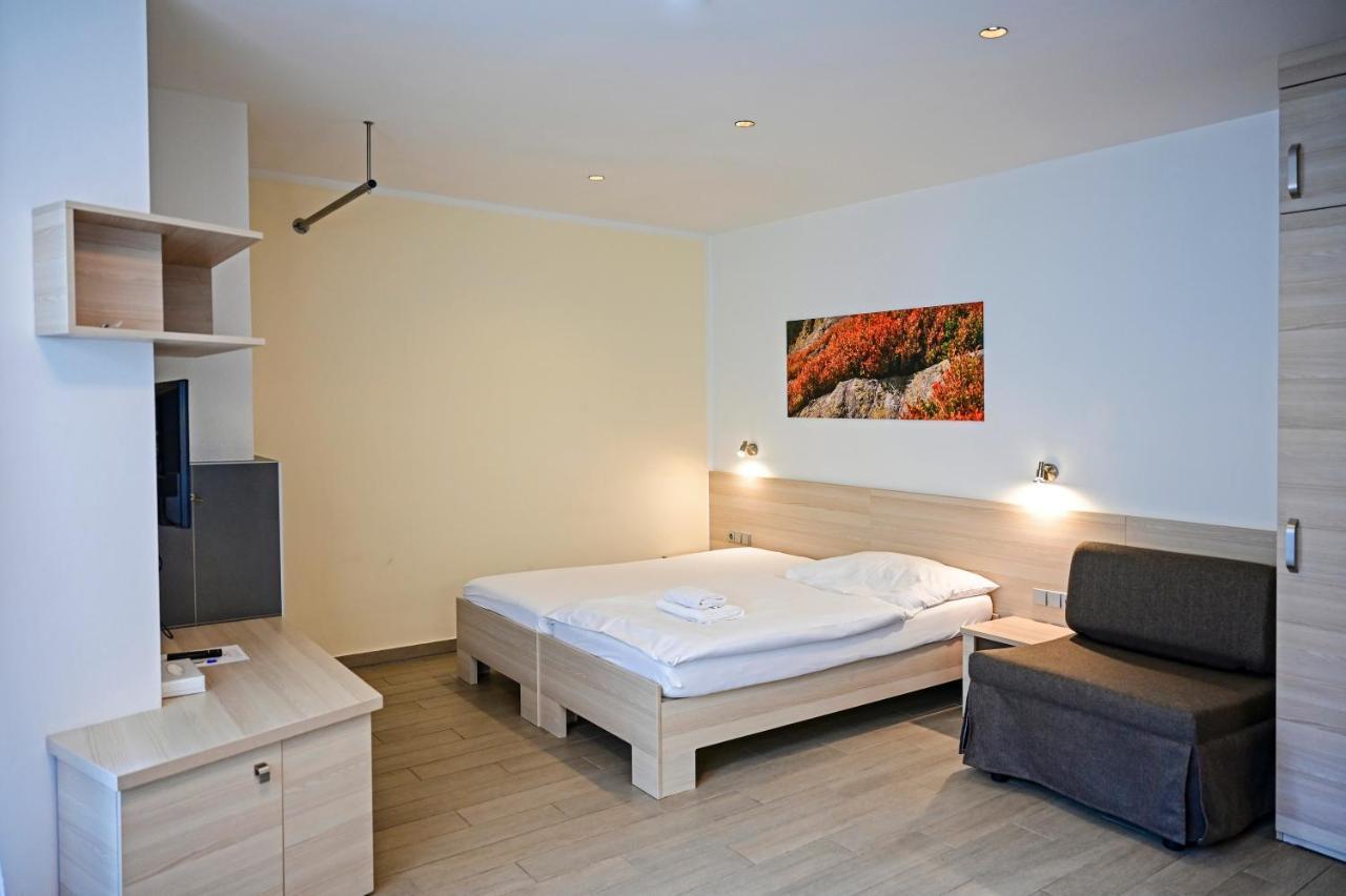Hotel Jirinka Dolni Morava Bagian luar foto