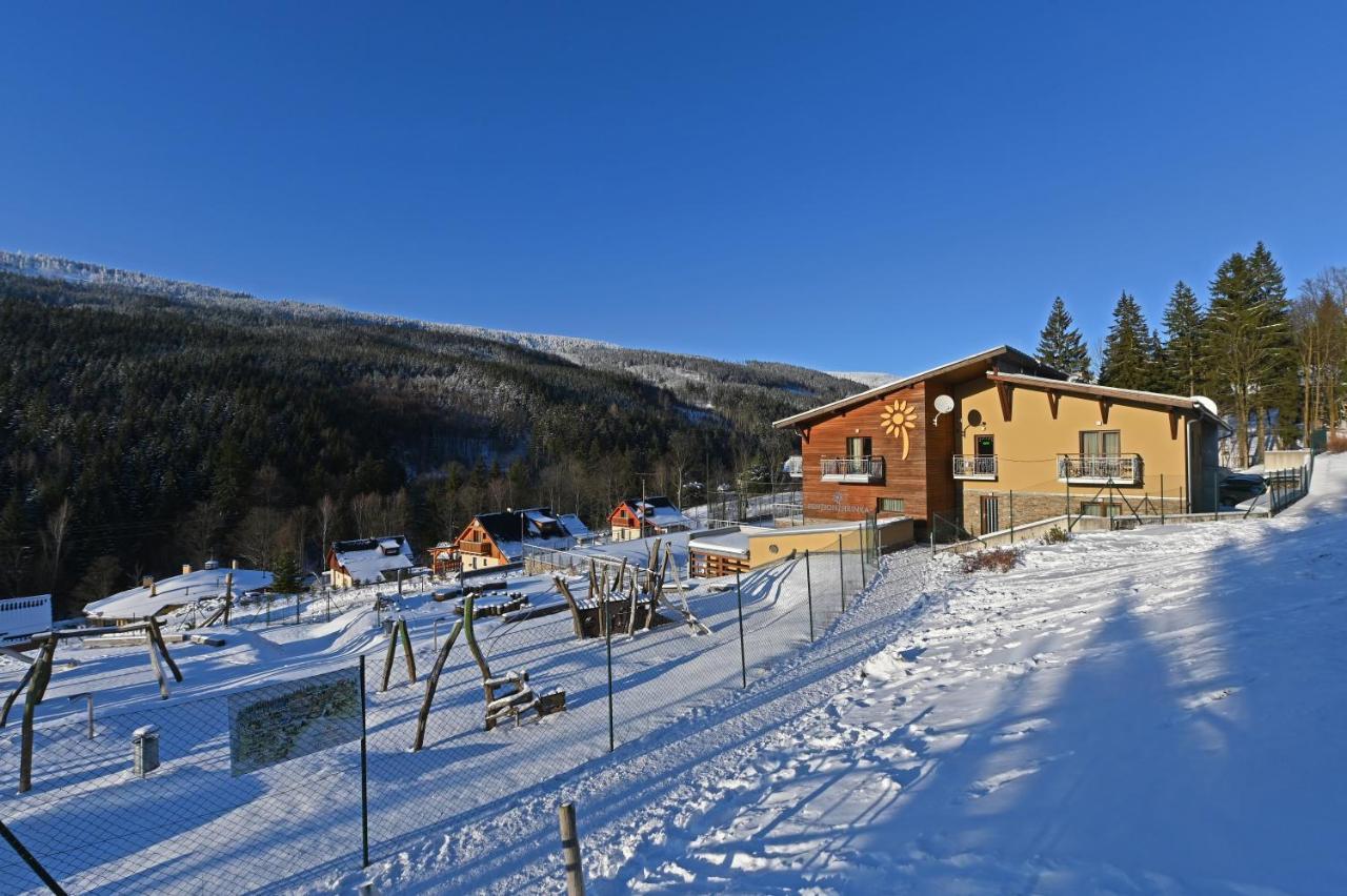 Hotel Jirinka Dolni Morava Bagian luar foto